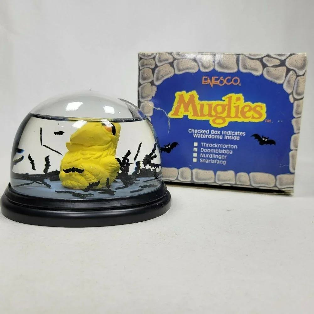 Vintage Enesco Muglies Throckmorton Haloween Snow Globe with Box 1987 Hong Kong